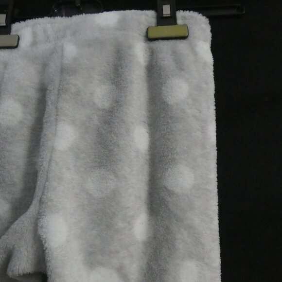 GEORGE | small (7-8) | Fuzzy Fleece Grey Pajama Bottoms W/ White Dots - Picture 12 of 16